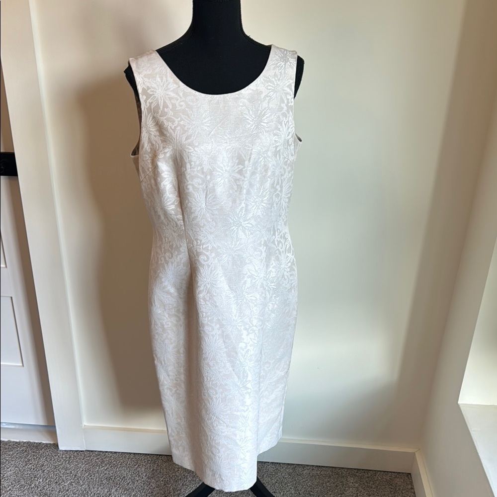 Jones Studio White Floral Midi Dress